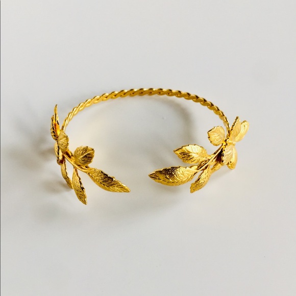 Jewelry - 24kg Plated Nature Inspired Butterfly Leaf Cuff